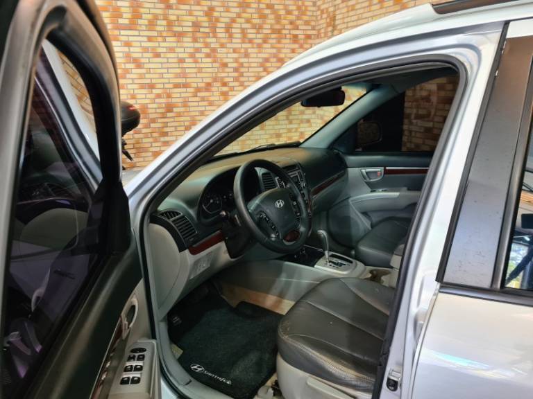 HYUNDAI - SANTA FÉ - 2008/2008 - Prata - R$ 39.900,00
