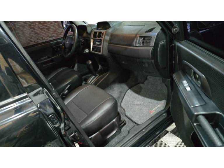 MITSUBISHI - PAJERO TR4 - 2009/2009 - Preta - R$ 53.900,00