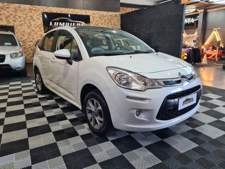 CITROËN - C3 - 2016/2017 - Branca - R$ 45.900,00