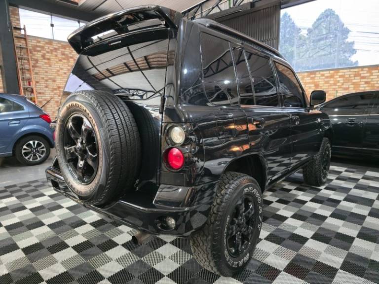 MITSUBISHI - PAJERO TR4 - 2009/2009 - Preta - R$ 53.900,00