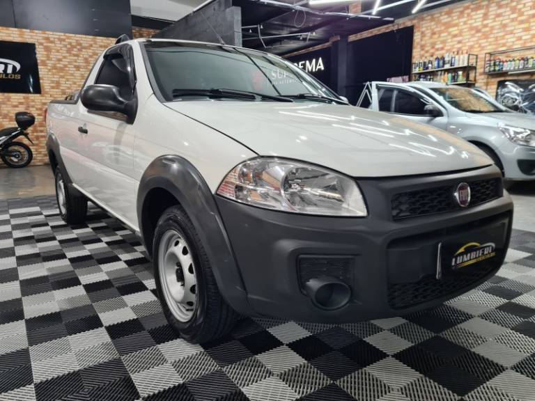 FIAT - STRADA - 2019/2020 - Branca - R$ 58.900,00