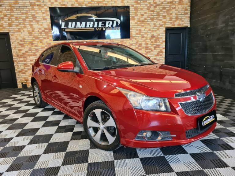 CHEVROLET - CRUZE - 2013/2013 - Vermelha - R$ 56.900,00