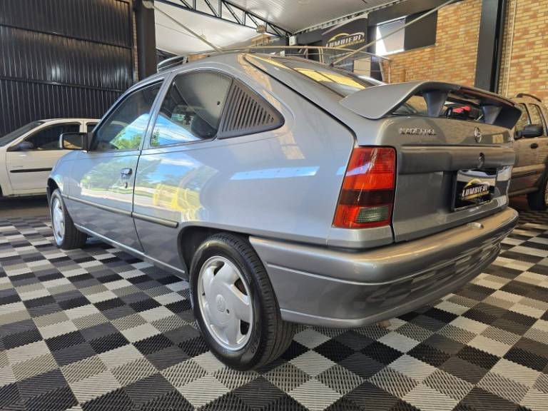 CHEVROLET - KADETT - 1998/1998 - Prata - R$ 24.900,00