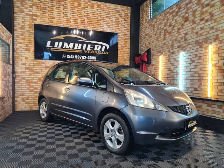 HONDA - FIT - 2009/2009 - Cinza - R$ 31.900,00