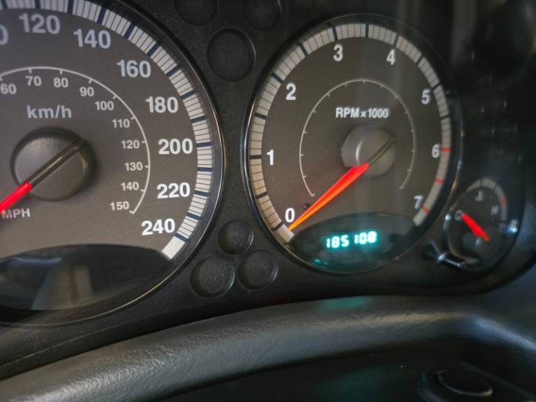 JEEP - CHEROKEE - 2007/2007 - Prata - R$ 55.900,00