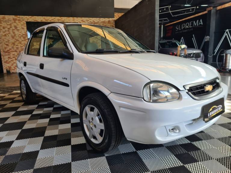 CHEVROLET - CLASSIC - 2009/2009 - Branca - R$ 23.900,00