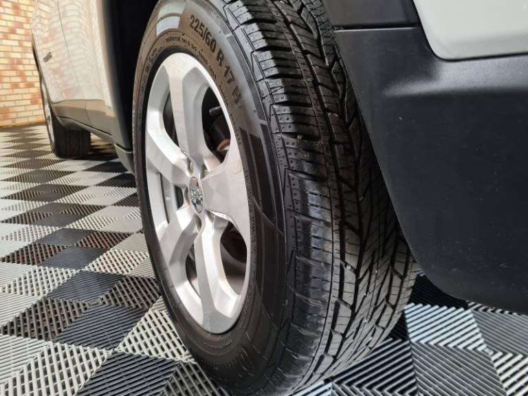 JEEP - COMPASS - 2017/2018 - Branca - R$ 91.900,00