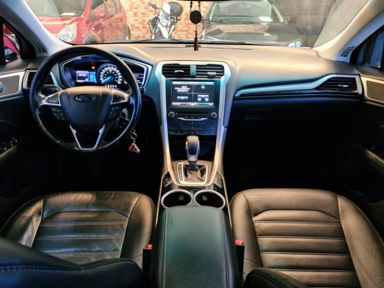 FORD - FUSION - 2013/2013 - Branca - R$ 68.900,00