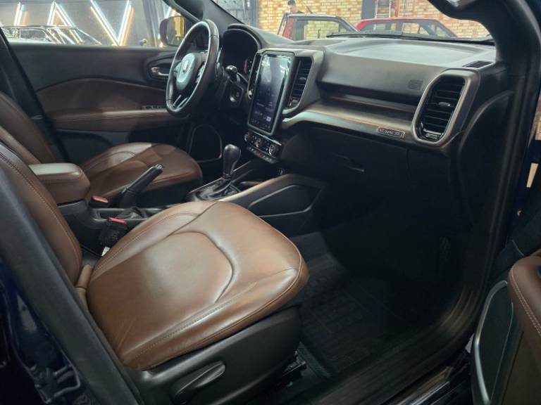 FIAT - TORO - 2021/2022 - Azul - R$ 139.900,00