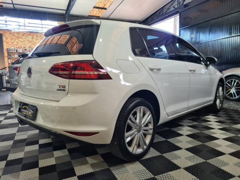 VOLKSWAGEN - GOLF - 2015/2015 - Branca - R$ 86.900,00
