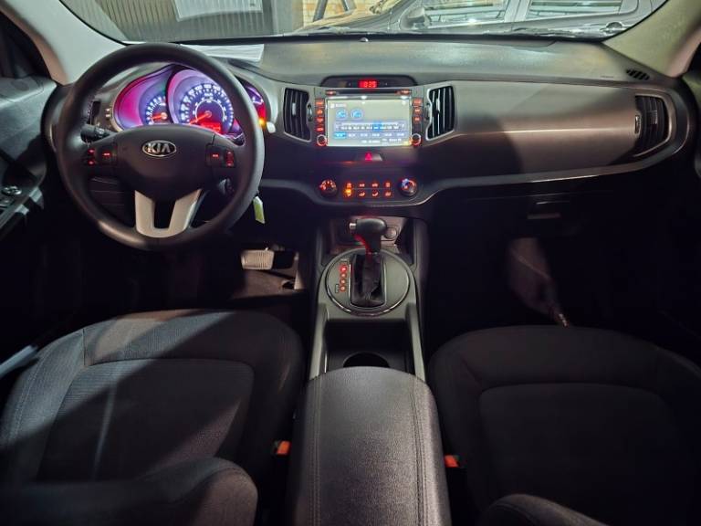KIA MOTORS - SPORTAGE - 2013/2014 - Prata - R$ 79.900,00