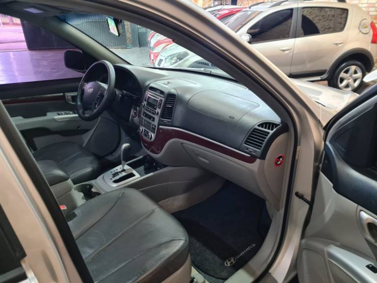 HYUNDAI - SANTA FÉ - 2007/2008 - Prata - R$ 39.900,00