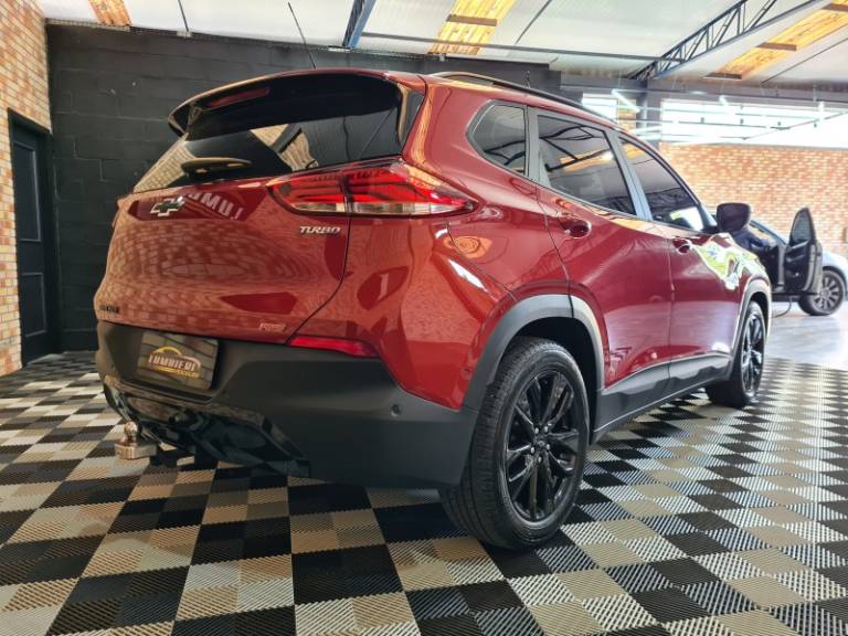 CHEVROLET - TRACKER - 2023/2024 - Vermelha - R$ 142.900,00