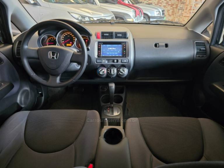 HONDA - FIT - 2004/2005 - Preta - R$ 29.900,00