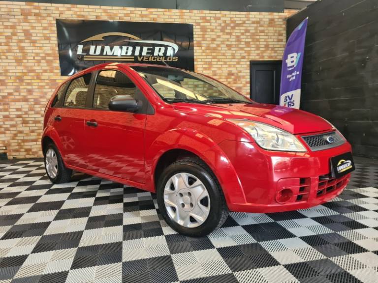 FORD - FIESTA - 2008/2009 - Vermelha - R$ 24.900,00