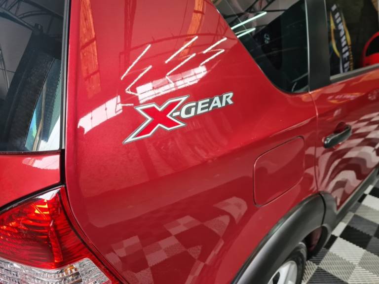 NISSAN - LIVINA - 2011/2012 - Vermelha - R$ 38.900,00