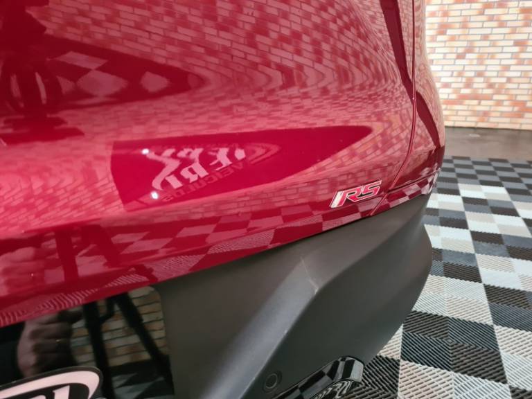 CHEVROLET - TRACKER - 2023/2024 - Vermelha - R$ 142.900,00