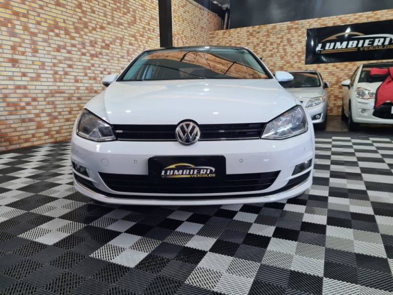 VOLKSWAGEN - GOLF - 2015/2015 - Branca - R$ 86.900,00