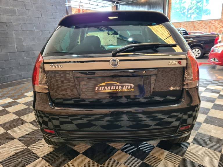 FIAT - PALIO - 2006/2007 - Preta - R$ 35.900,00