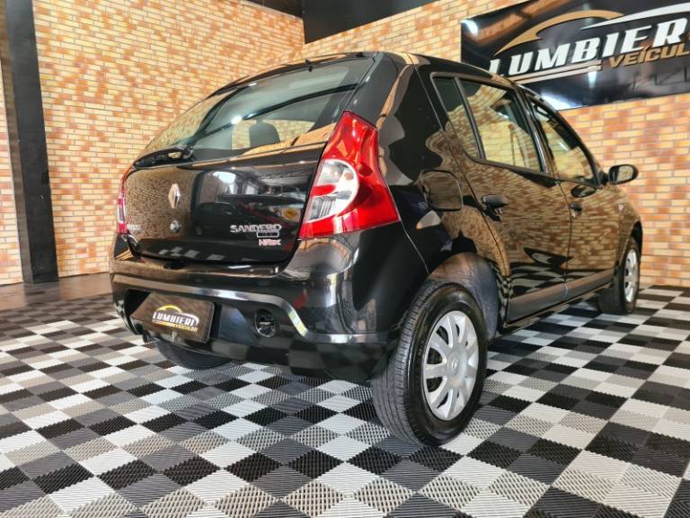 RENAULT - SANDERO - 2009/2009 - Preta - R$ 24.500,00