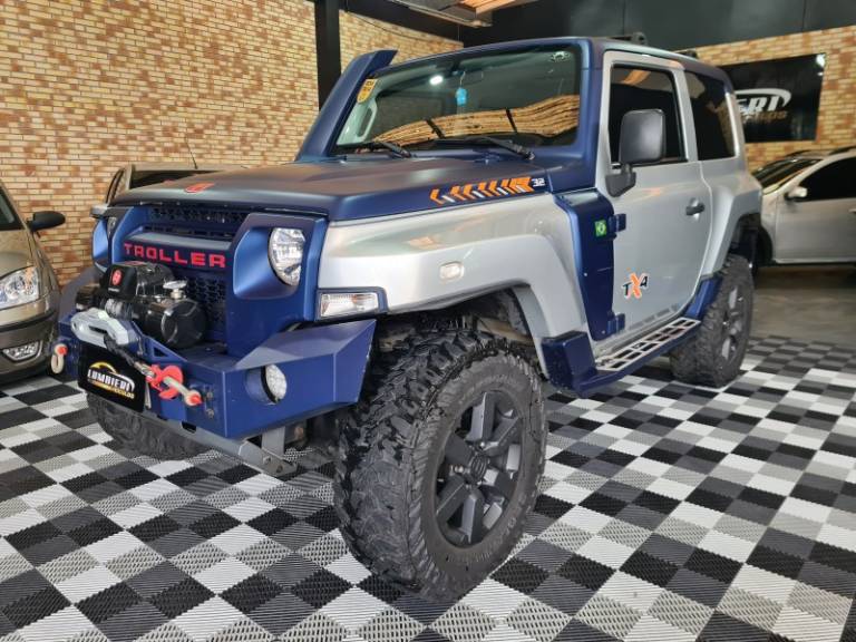 TROLLER - T4 - 2019/2020 - Azul - R$ 254.900,00