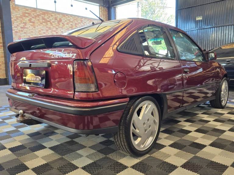 CHEVROLET - KADETT - 1993/1993 - Vermelha - R$ 49.900,00