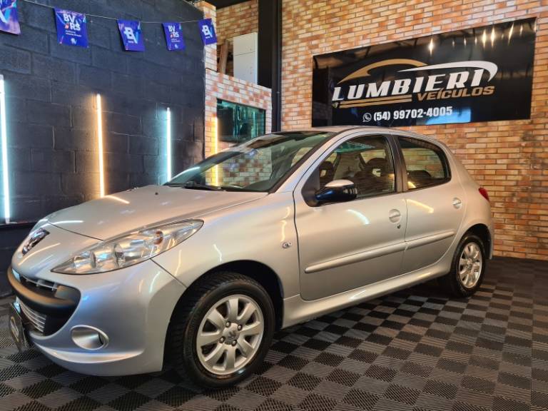 PEUGEOT - 207 - 2009/2010 - Prata - R$ 19.900,00