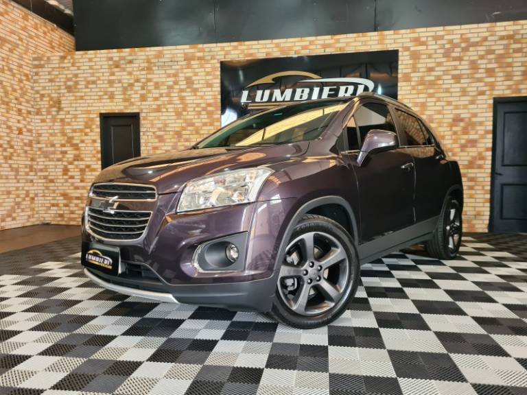 CHEVROLET - TRACKER - 2015/2016 - Roxa - R$ 77.900,00
